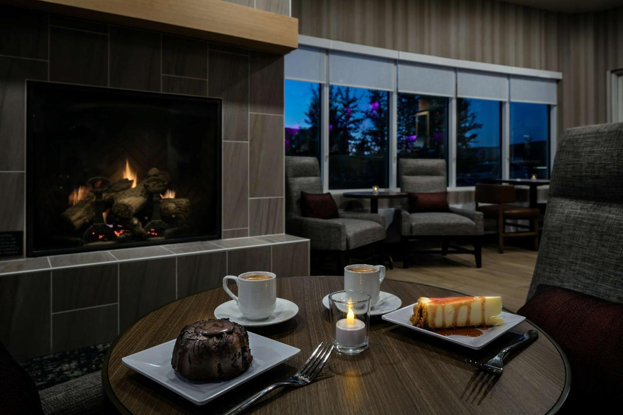 Hyatt Place Fairbanks Exterior foto